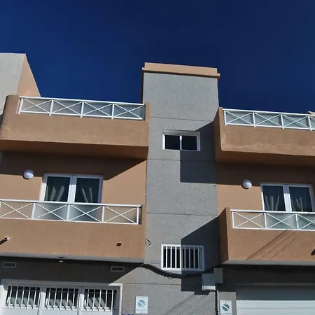 Atico Alba Apartment *